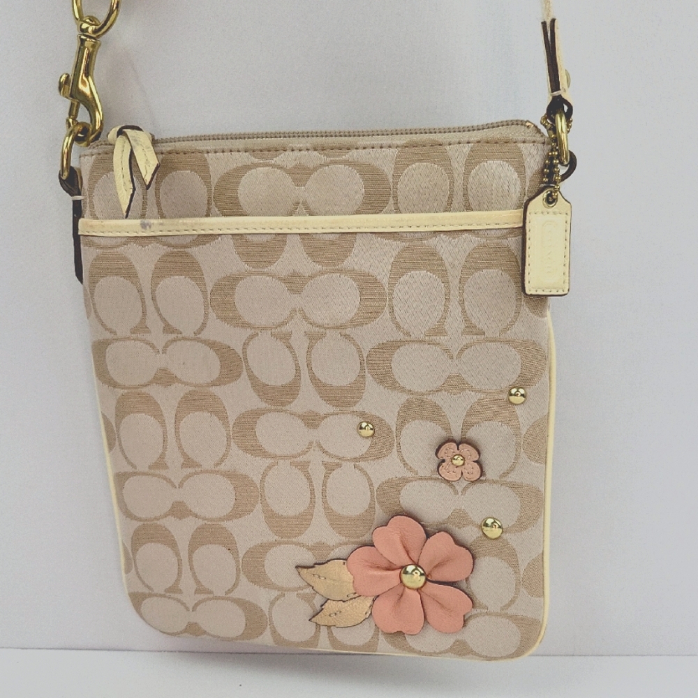 Coach Signature Appliquéd Mini Crossbody Bag Cream